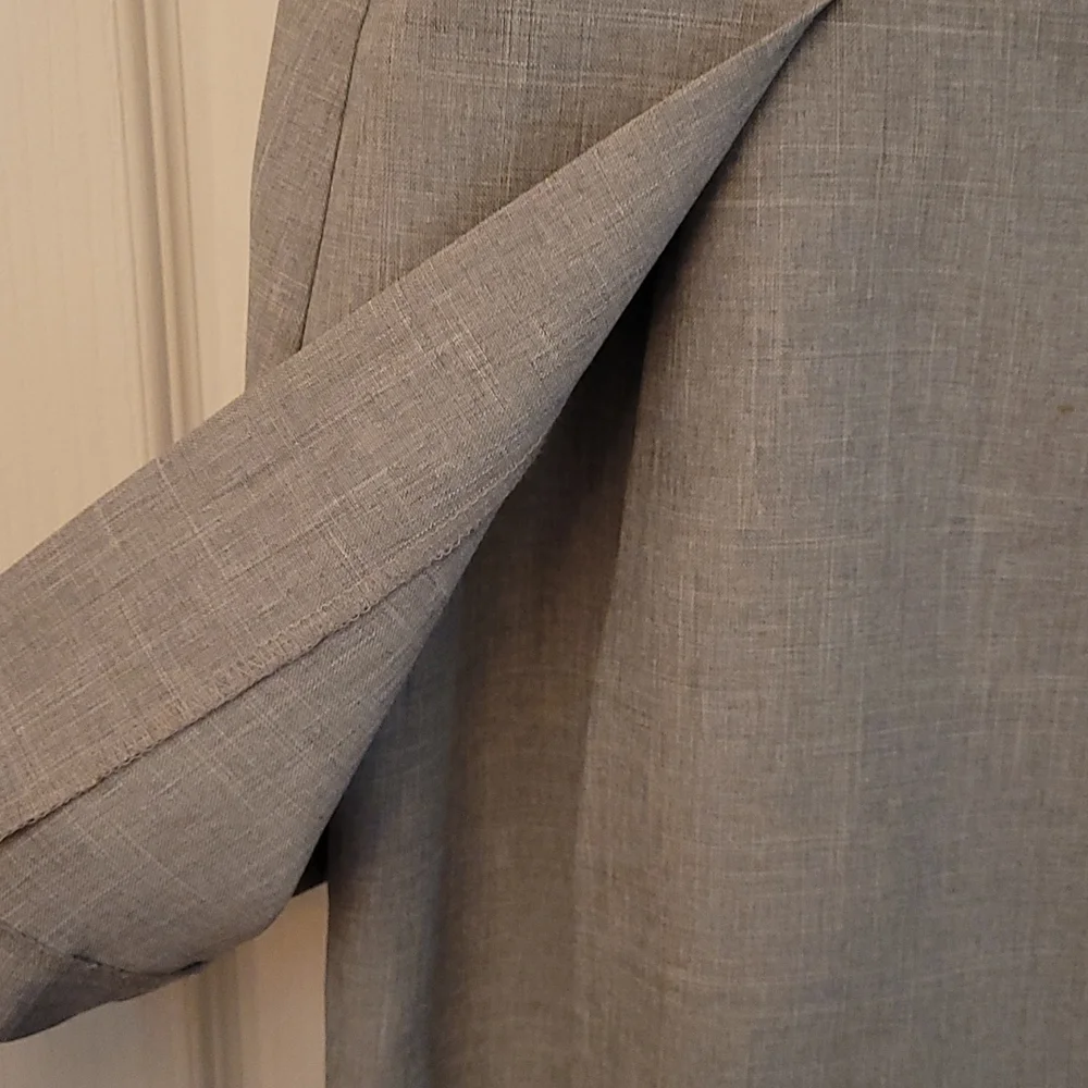 Vintage 1980s Scarlet Pleated Grey Pantsuit with Slit and Button Details - Picture 8 of 16